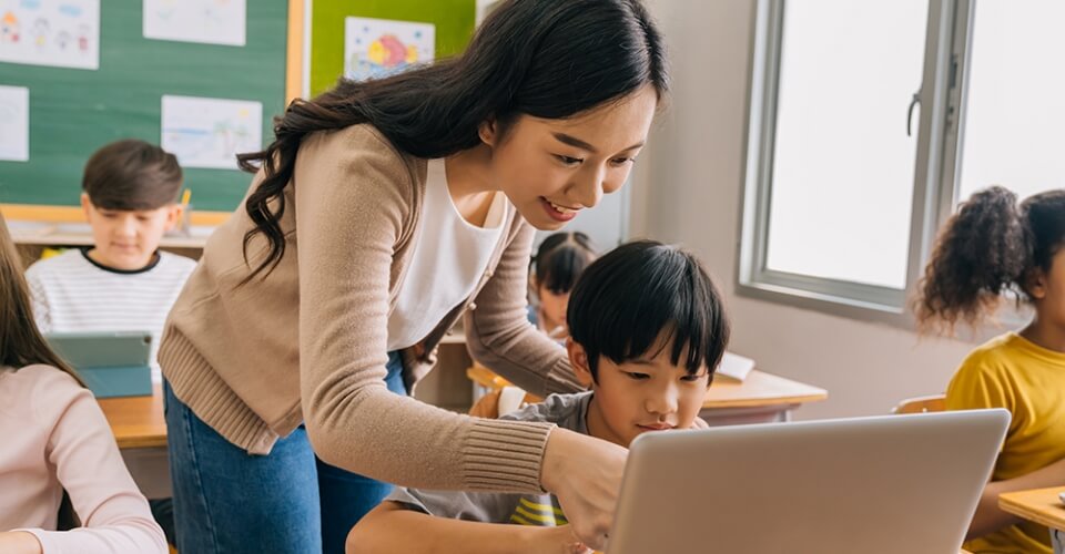 事例4:ビデオ通話ツールの複数台同時接続にも効果を発揮！